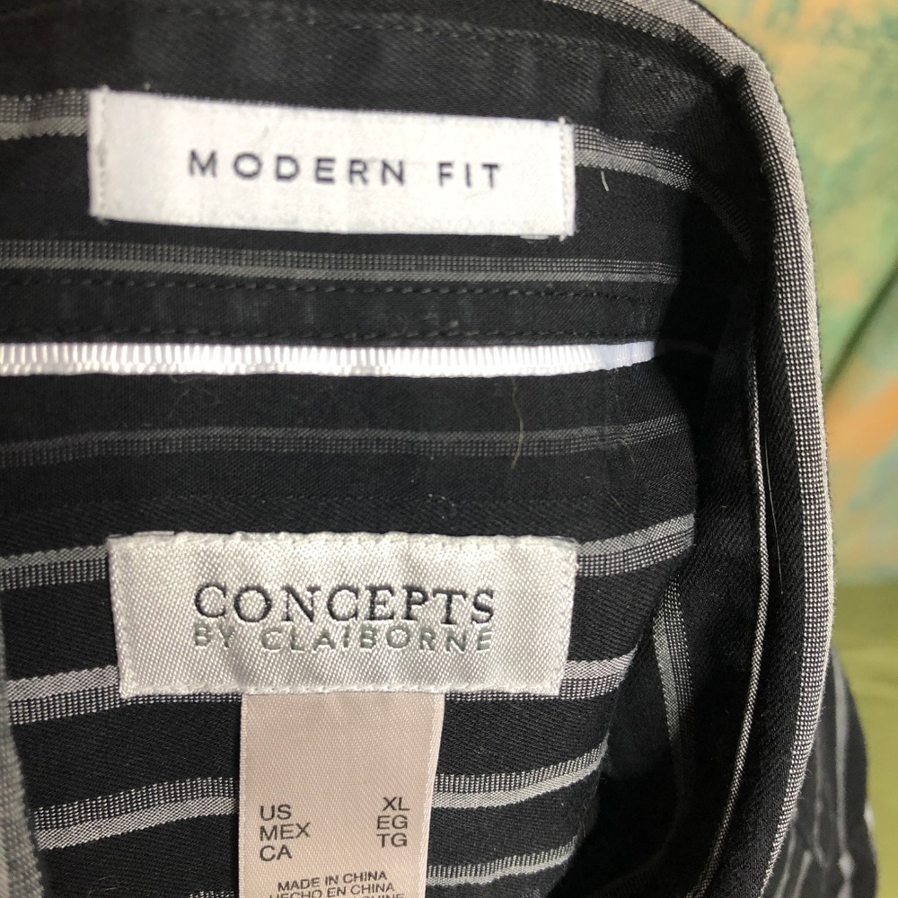 🔍Concepts by Claiborne Modern Fit Dress Shirt🔍 - Picture 6 of 8